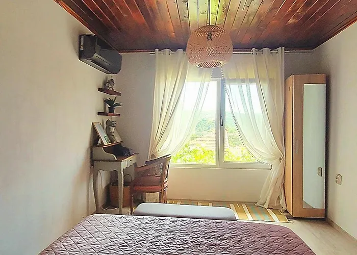 Apartment The Vinegarden With Private Terrace And Iconic Fortress Views & Old Town Charm