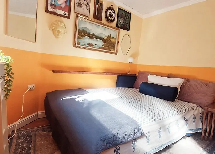 The Vinegarden With Private Terrace And Iconic Fortress Views & Old Town Charm * Veliko Tarnovo